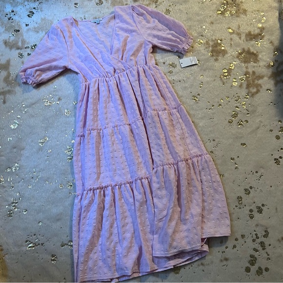 NWT Ophelia Roe Tiered V Neck Pink Dress Size Medium - Picture 5 of 12